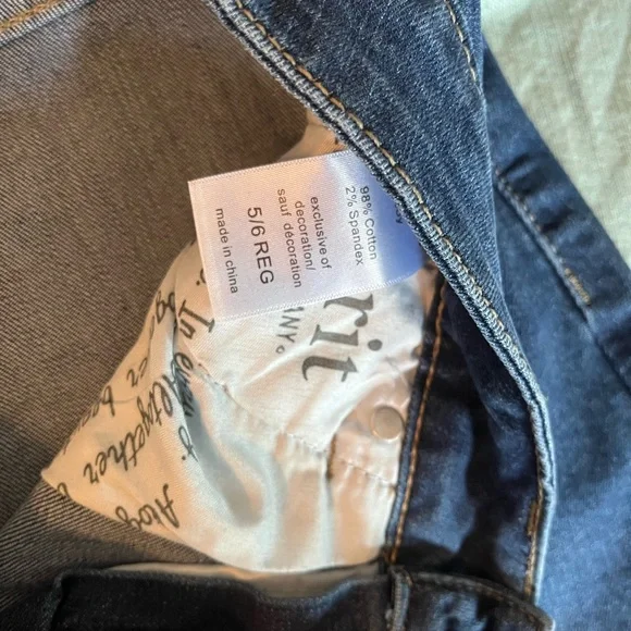 Chic Coral Women's Skirt - Picture 5 of 16